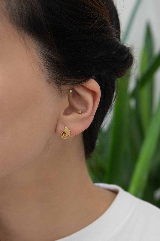 Kahakai Shell Earring