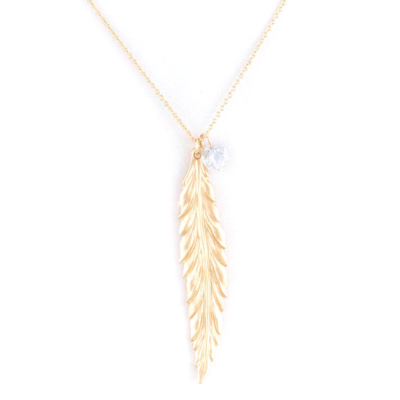 Fancy Feather Necklace Set - Jewelry Buzz Box
 - 1