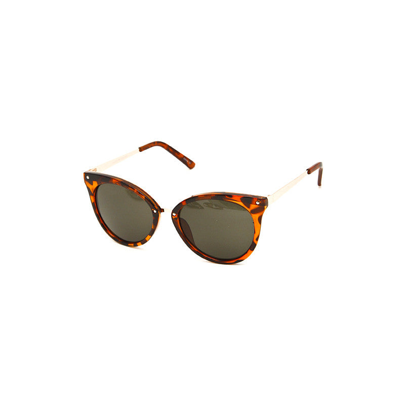 Chic Sunglasses - Jewelry Buzz Box
 - 3